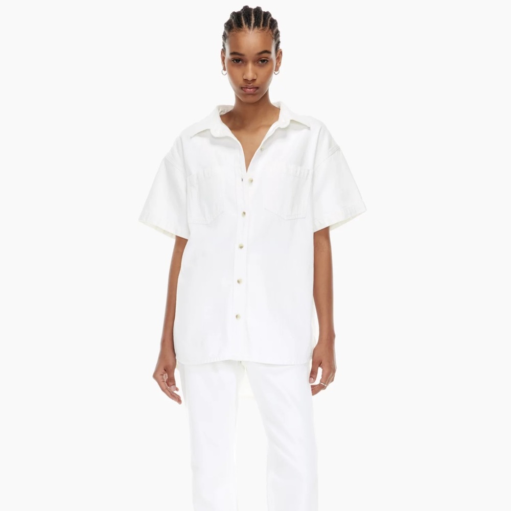 BNWOT- Denim Forum 90’s Denim Shirt